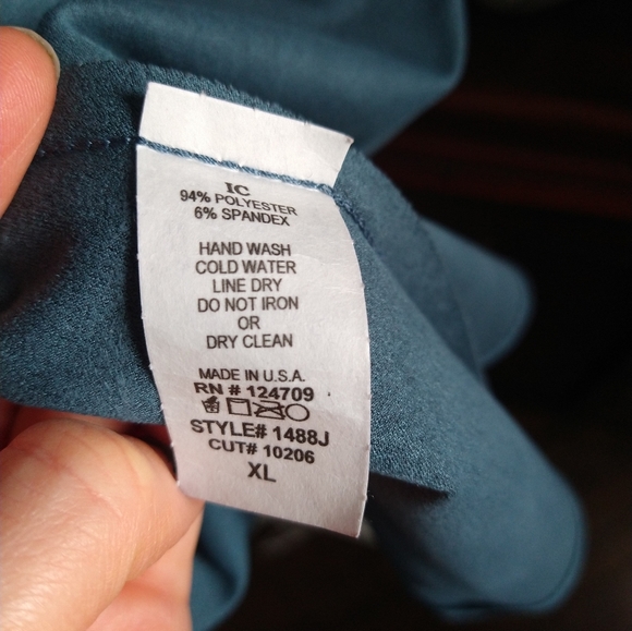 IC Collection by Connie K blue faux suede large button closure sweater size XL - Picture 8 of 8